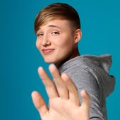 Isac Elliot