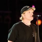 Dexter Holland