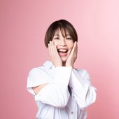 小見山 優子.jpg