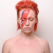 davidbowie-aladdinsane-zoereddy-xl-dehaas-0213.jpg