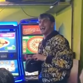 Bobiyo en el bar