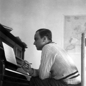 Alvin Lucier in his Rome apartment, Fulbright Scholar c. 1960