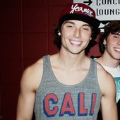 5341fb8a5f7416a7c8f954f7113c79eb--wesley-stromberg-boy-band.jpg