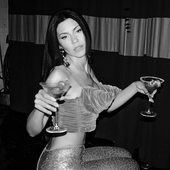 marina b&w