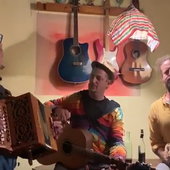 TRIO MUTANDA performing "Pandeballo in fa diesis minore"