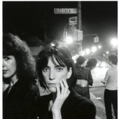Godlis' photo of Patti Smith outside CBGB in 1976