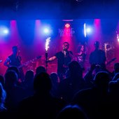 Synthetic Blast live