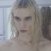 2hollis for the face magazine