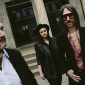 baustelle-rolling-stone-milano-apertura-taglio.jpg