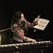 LILIANA-VITALE-2009-c-Vaca-profana-Patricia-Ackerman.jpg