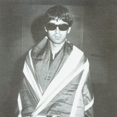 \"You get your history from the union jack\" (Mucky Fingers)