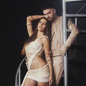 ESCADA DO PRÉDIO [Explicit]