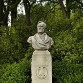 Bust_of_Richard_Wagner_(Venice).jpg