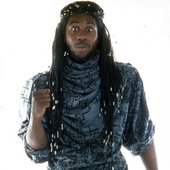 Deon Estus