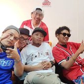 t-five_169.jpg