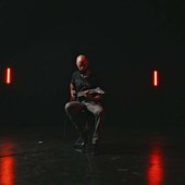 robert-fission-video-guitar.jpg