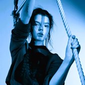 its-anya-taylor-joys-birthday-shes-27-today-so-to-celebrate-v0-py1cszr4haua1.jpg