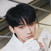 YAOCHEN姚琛