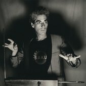 DavidSimonstheremin.jpg