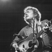 gordon-lightfoot.jpg