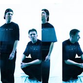 0037717564_10.jpg