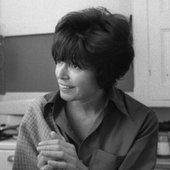 Pauline Julien.jpg