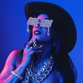 Mercedes Mone