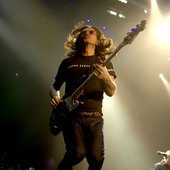 Geddy mid-air