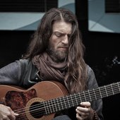 Estas Tonne