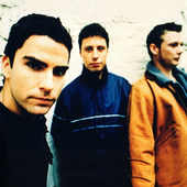 Stereophonics-8.png