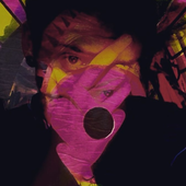 deeplyweird 的头像