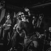 IMG_2856v 2048-2-2.jpg