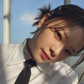 JEONGYEON INSTAGRAM