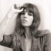 Lou Doillon.jpg