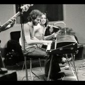 Ralph Schuckett at Rhodes keyboard (with Todd Rundgren)
