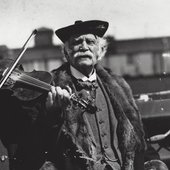 Wiseman_Skinner_1926.jpg