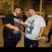 cicciogamer89-e-jok3r-al-romics-convenzione-xx-edizione-sulla-nuova-fiera-di-roma-via-portuense-roma-dove-roma-italia-quando-01-ott-2016-credit-ipa-wenn-com-disponibile-solo-per-la-pubblicazione-in-uk-usa-germania-aus.jpg