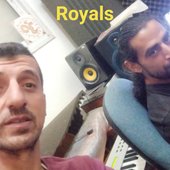 Royals in Psy