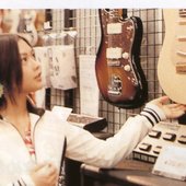 Yui at Music Shop
