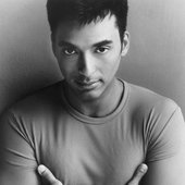 Jon Secada