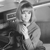 Shelley Fabares_76.JPG