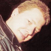 DJ Tom Stevens