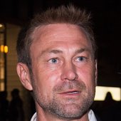 Grant_Bowler_(8085973298).jpg