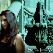 Sonia Hernández - Voz