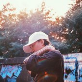 IMG_430gkh.jpg