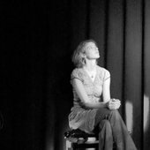 Laura Dietrich (voc, key)