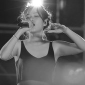Bibi singing
