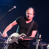 Adrian Belew