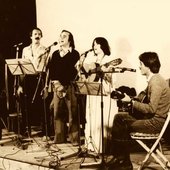 I_Cantambanchi__italian-folk-band_live_exhibition