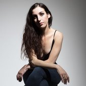 Marissa Nadler (photo by Ebru Yildiz )